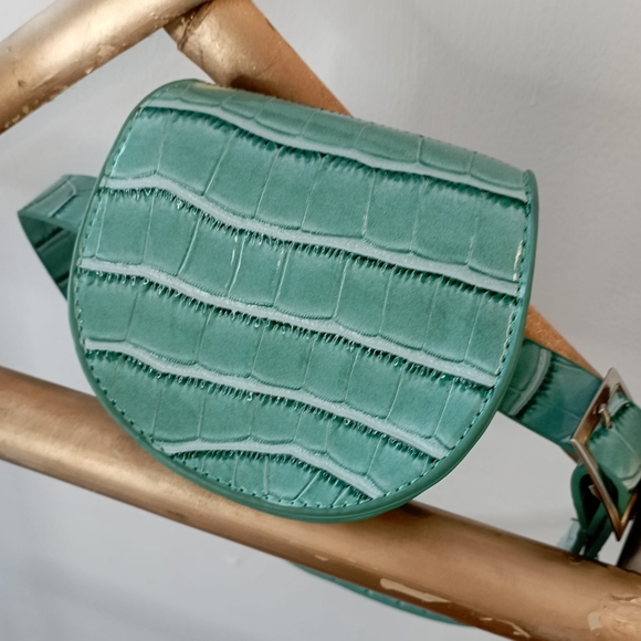 2 in 1 Croc Faux Leather Belt with Bag / Sling Bag - Picture 2 of 14